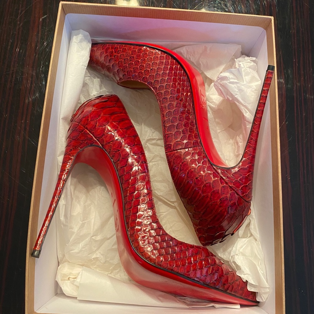 Christian Louboutin So Kate 120 SOLD!!! - Picture 5 of 6